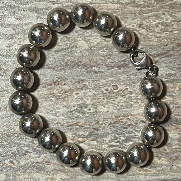 Vintage Sterling Silver Hollow (10mm) Beaded Ball Bracelet - Picture 1 of 15